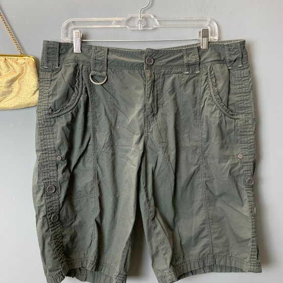 NIcole M Shorts S14 - Picture 1 of 1